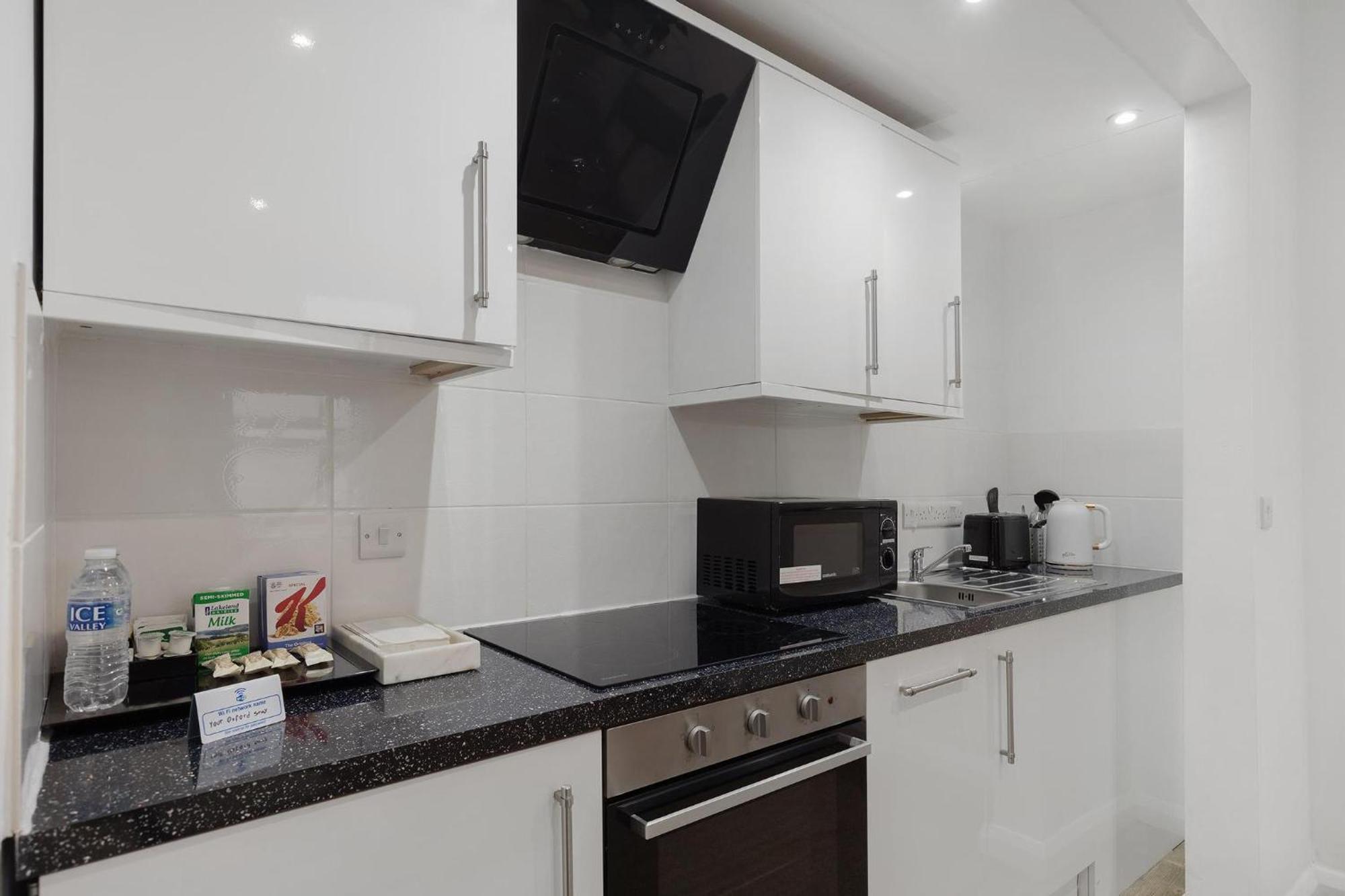 Central And Modern One Bedroom Flat Oxford Exterior photo